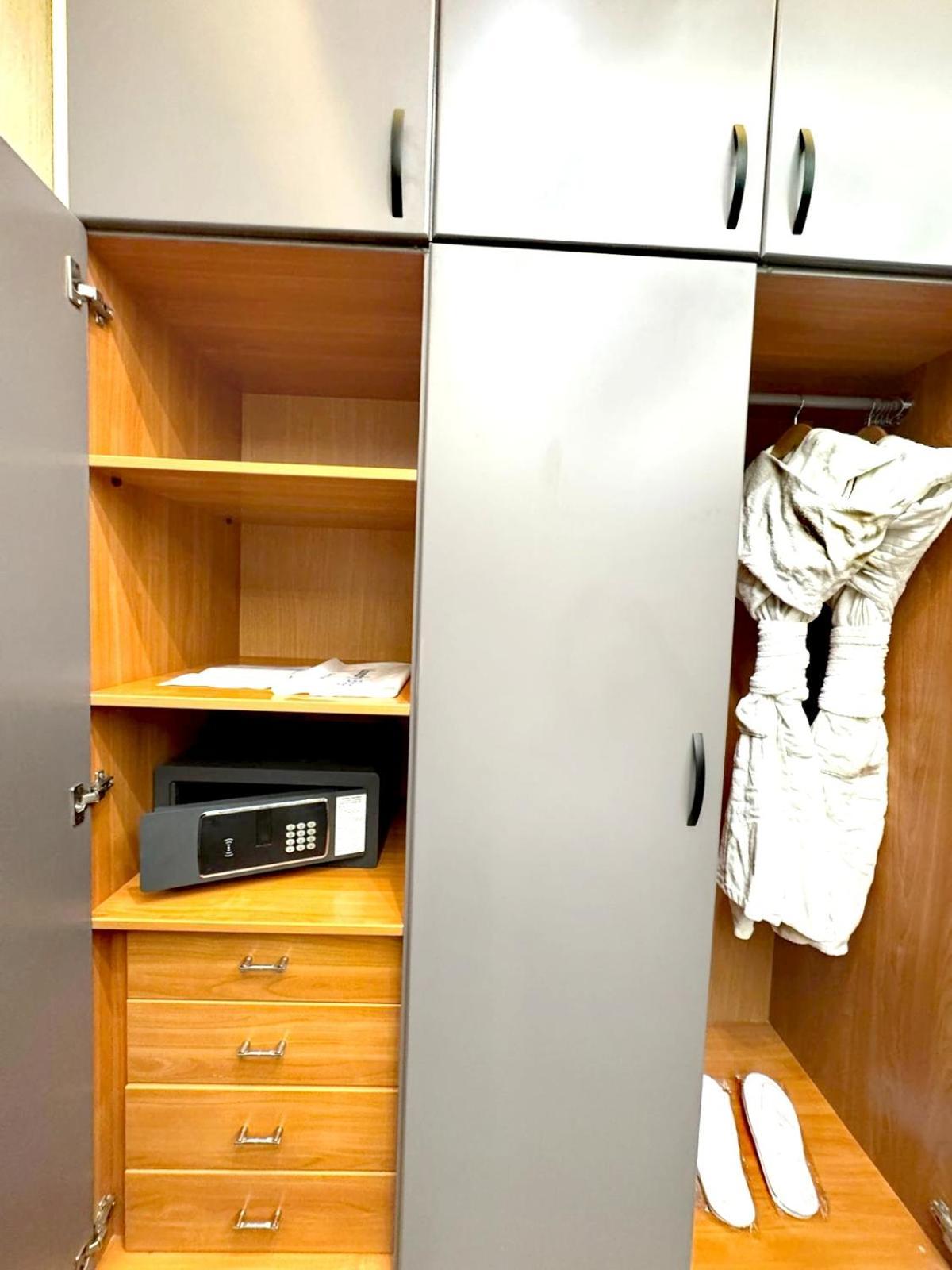 Queens Suite Hotel Βηρυτός Εξωτερικό φωτογραφία
